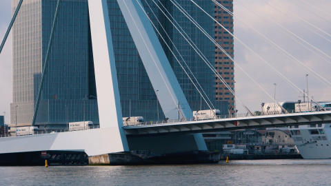 De Haan Erasmusbrug Visser Media Design